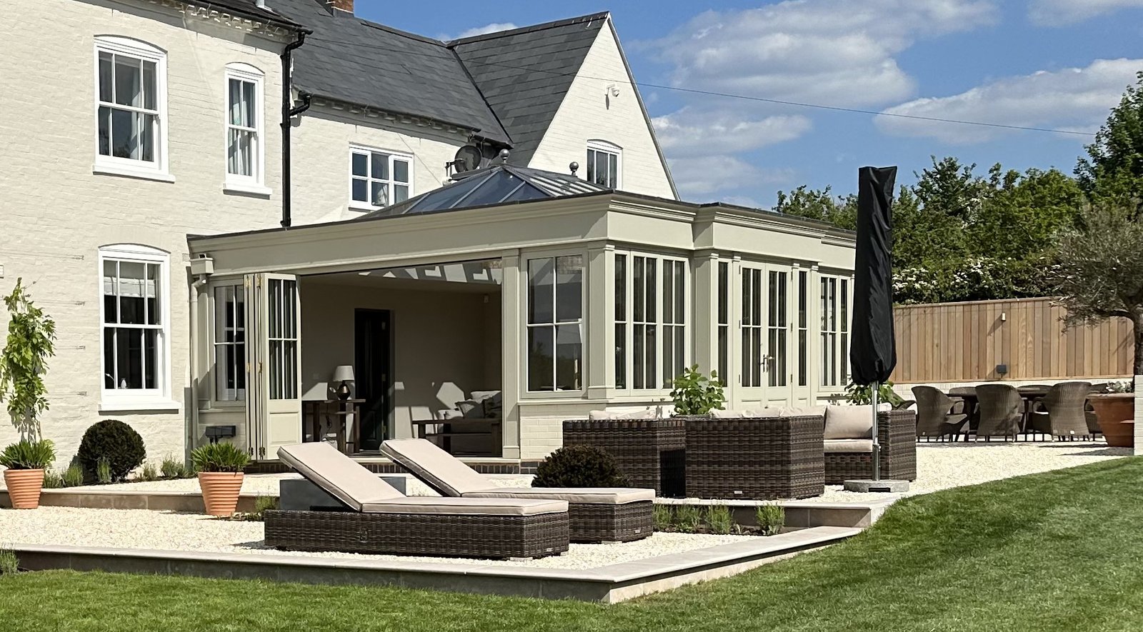 Benefits of Using Bespoke Hardwood Orangeries