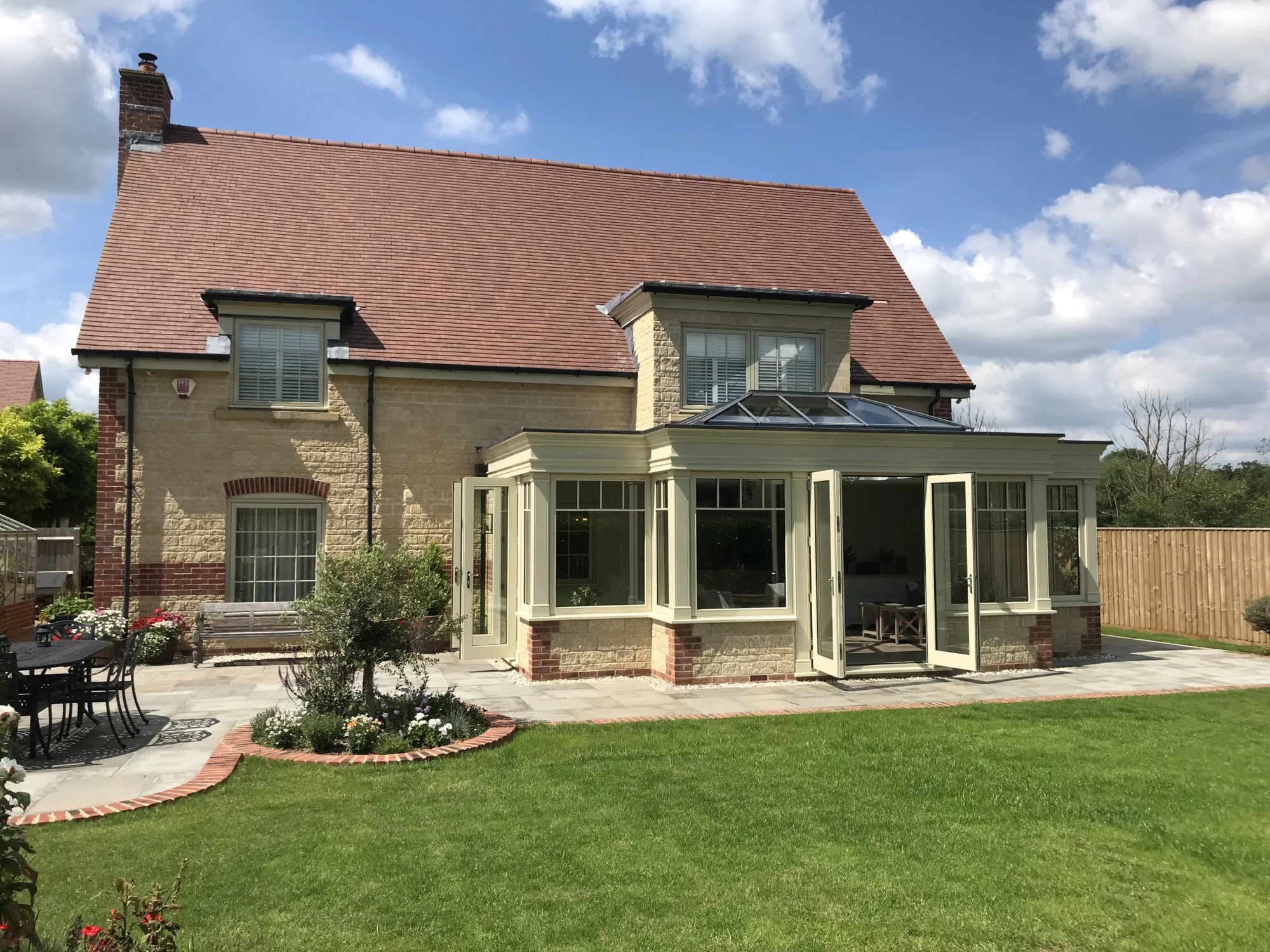 Bespoke timber conservatories 2 (5)