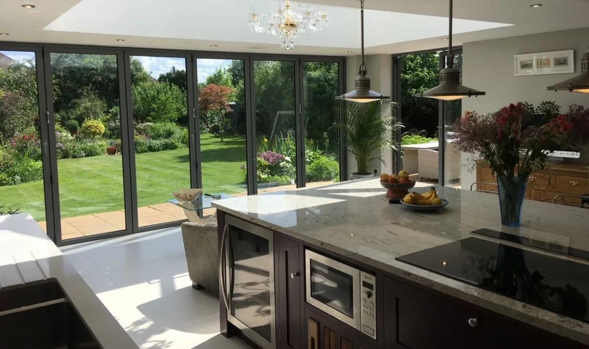 _Modern Orangery & Open-Plan Kitchen